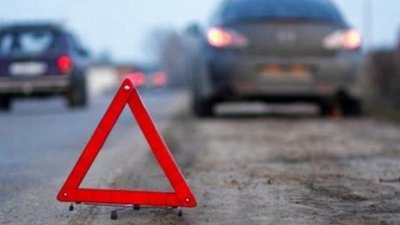На Прикарпатті двоє пішоходів опинилися під колесами автомобілів