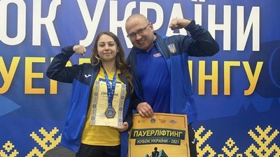 Паверліфтерка з деокупованого міста на Харківщині перемогла на змаганнях у Стамбулі Паверліфтерка з деокупованого міста на Харківщині перемогла на змаганнях у Стамбулі