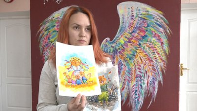Емоції на полотні: черкаська художниця малює картини про війну