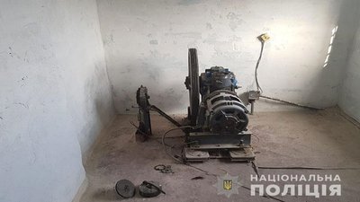 У Тернополі поліцейські затримали чоловіка, підозрюваного в 12-ти крадіжках ліфтового обладнання