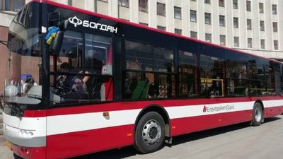 У Франківську зросте оплата за проїзд у комунальному транспорті