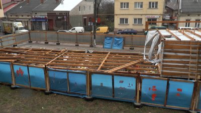 У Коломиї мешканці п’ятиповерхівки виступають проти зведення торгового центру поруч У Коломиї мешканці п’ятиповерхівки виступають проти зведення торгового центру поруч