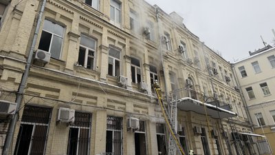 Пожежа у Києві на Хрещатику 26 січня 2026 року