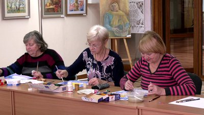 Малювали ангелів: у Рівному відбувся майстерклас до Дня пам'яті Героїв Небесної Сотні Малювали ангелів: у Рівному відбувся майстерклас до Дня пам'яті Героїв Небесної Сотні