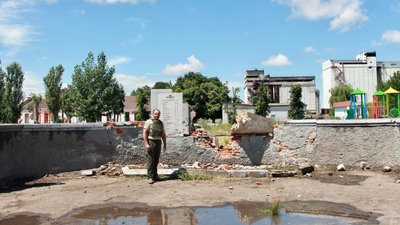 На Херсонщині через постійні обстріли військових РФ зруйноване селище Біла Криниця На Херсонщині через постійні обстріли військових РФ зруйноване селище Біла Криниця