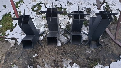 Пічки і турбіни для обігріву, скоби для бліндажів. Ковалі з Кіровоградщин допомагають ЗСУ