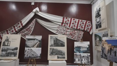 виставка, Свято-Успенська Святогірська лавра 