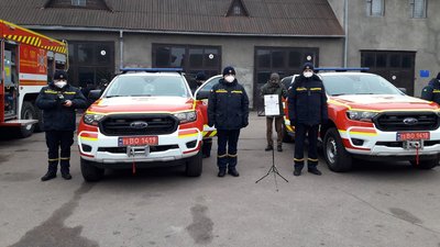 Машини, обладнання та одяг отримали рятувальники Кіровоградської області Машини, обладнання та одяг отримали рятувальники Кіровоградської області