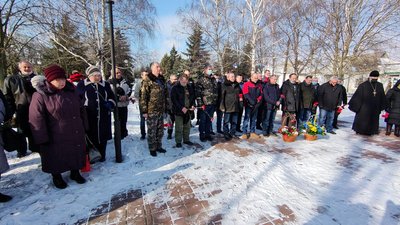 На Запоріжжі вшанували пам'ять загиблих в Афганістані На Запоріжжі вшанували пам'ять загиблих в Афганістані
