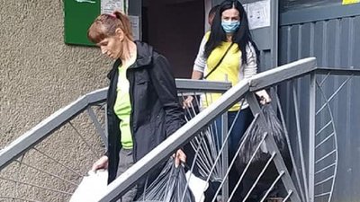 Вели мігрувальний спосіб життя. На Прикарпатті з багатодітної сім'ї врятували 5 дітей Вели мігрувальний спосіб життя. На Прикарпатті з багатодітної сім'ї врятували 5 дітей