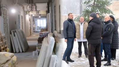 Ремонт лікарні у Прилуках: благодійники з Бельгії виділили близько 150 млн грн
