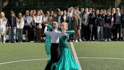 Останній дзвоник у гімназії №48