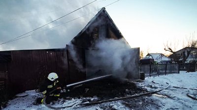 Пожежі на Хмельниччині: один загиблий, ще один — врятований