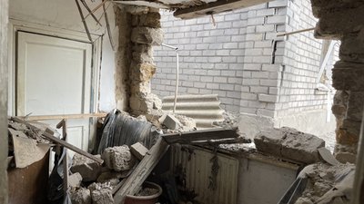 Обстрілюють житлові квартали, підприємства та інфраструктурні об’єкти Обстрілюють житлові квартали, підприємства та інфраструктурні об’єкти