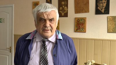 Олександр Мазур, вчитель трудового навчання Олександр Мазур, вчитель трудового навчання