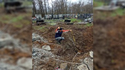 На кладовищі Яцево у Чернігові зруйновані майже 3 тисячі пам’ятників На кладовищі Яцево у Чернігові зруйновані майже 3 тисячі пам’ятників