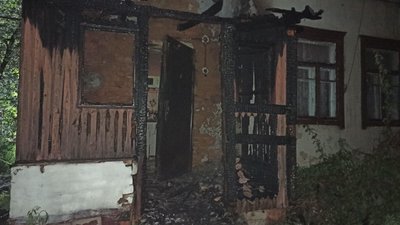 На Житомирщині упродовж доби сталися дві пожежі у житлових будинках На Житомирщині упродовж доби сталися дві пожежі у житлових будинках