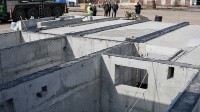Новий дитсадок: в Овручі на Житомирщині розпочали монтаж модульних конструкцій будівлі Новий дитсадок: в Овручі на Житомирщині розпочали монтаж модульних конструкцій будівлі