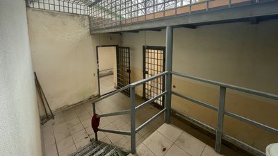 Не давали спати, підіймали та вимагали кричати "Слава Росії". Полонений Херсонського ІТТ розповів про катування