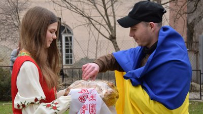 Звільнений з російського полону військовослужбовець Дмитро Шалар