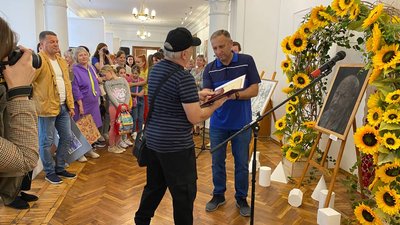 виставка творів учнів школи імені Данила Нарбута виставка творів учнів школи імені Данила Нарбута