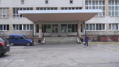 Як лікують хворих на COVID у прикарпатській районній лікарні Як лікують хворих на COVID у прикарпатській районній лікарні