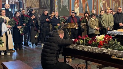 У Києві попрощалися із журналістами, які загинули в Краматорську через удар безпілотником
