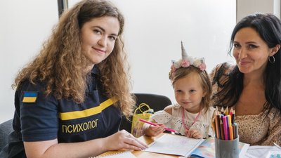 У київському метро для пасажирів провели безпекові тренінги У київському метро для пасажирів провели безпекові тренінги