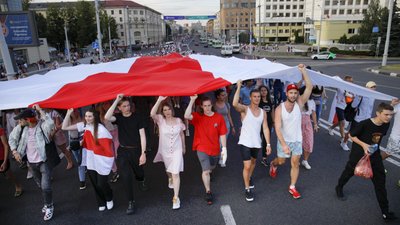 ЗМІ повідомили про нові затримання у Мінську. МВС Білорусі заперечує
