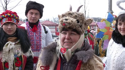 Колядки та святкова хода: до Харкова на фестиваль приїхали понад 50 вертеп-колективів Колядки та святкова хода: до Харкова на фестиваль приїхали понад 50 вертеп-колективів
