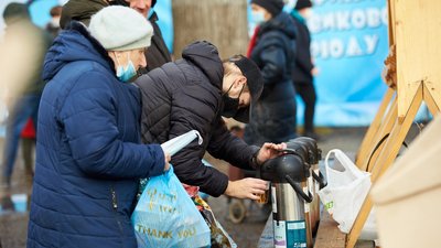 Благодійники хочуть закупити термогорнятка та термоси для підопічних Благодійники хочуть закупити термогорнятка та термоси для підопічних