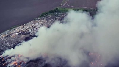 У Роменському районі на Сумщині загорілося сміттєзвалище У Роменському районі на Сумщині загорілося сміттєзвалище