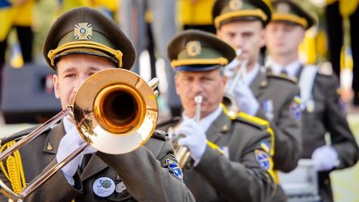 Хода ветеранів і святковий ярмарок. Дніпропетровщина відзначає 30-річчя Незалежності України Хода ветеранів і святковий ярмарок. Дніпропетровщина відзначає 30-річчя Незалежності України
