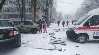 У Черкасах в ДТП потрапили три авто У Черкасах в ДТП потрапили три авто