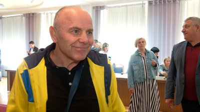 Новими депутатами Чернігівської облради стали Іван Чаус, Валентина Дзюба та Валентина Мельник: що відомо Новими депутатами Чернігівської облради стали Іван Чаус, Валентина Дзюба та Валентина Мельник: що відомо