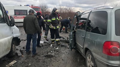 На Тернопільщині двоє людей загинули у ДТП На Тернопільщині двоє людей загинули у ДТП