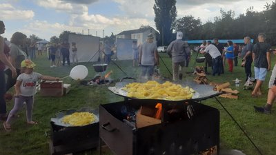 На Вінниччині проходить гастрофестиваль "Картопля по-уланівськи"