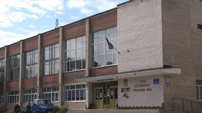 На Хмельниччині з державної в комунальну власність хочуть забрати 24 заклади профтехосвіти