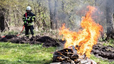 Відкритий вогонь на природі