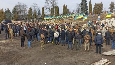 прощання із бійцем Сергієм Тришкалюком прощання із бійцем Сергієм Тришкалюком