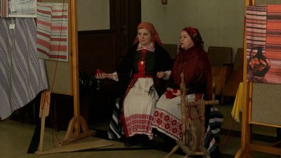 Рівненський і київський колорит у "Ткацтво.UA": вироби двох майстринь поєднали в одній виставці Рівненський і київський колорит у "Ткацтво.UA": вироби двох майстринь поєднали в одній виставці
