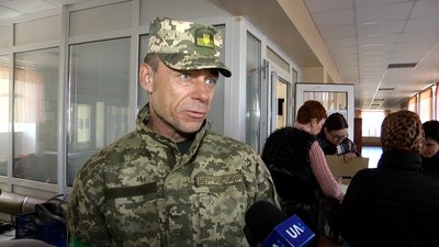 У Житомирі зібрали посилки для військових на передову У Житомирі зібрали посилки для військових на передову