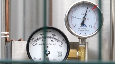 У Житомирі у лікарні №1 встановили 2-тонний резервуар для рідкого кисню У Житомирі у лікарні №1 встановили 2-тонний резервуар для рідкого кисню