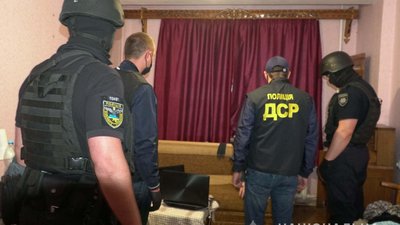 Двом львів'янам, яких підозрюють у вбивстві та розбійних нападах, оголосили про підозру