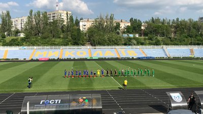Тернопільський футбольний клуб "Нива" на виїзді програв "Миколаєву"
