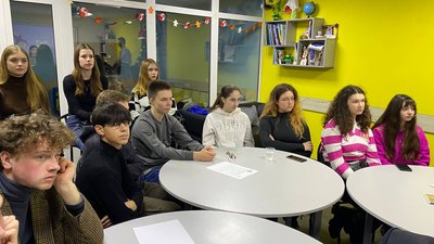 "Політичний симулятор": вінничан навчають ораторському мистецтву та політичній обізнаності