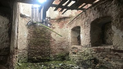 На Тернопільщині руйнується синагога: прокуратура подала до суду На Тернопільщині руйнується синагога: прокуратура подала до суду