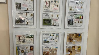 В Ужгороді відкрили Всеукраїнську пересувну філателістичну виставку В Ужгороді відкрили Всеукраїнську пересувну філателістичну виставку