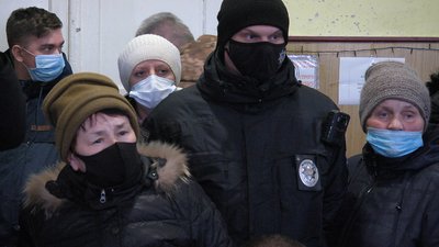 "Риба гниє з голови". На Луганщині розслідують причини масштабних пожеж "Риба гниє з голови". На Луганщині розслідують причини масштабних пожеж