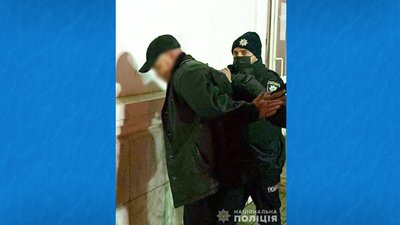 Вдарив ножем і втік: у Ніжині затримали підозрювало у вбивстві чоловіка Вдарив ножем і втік: у Ніжині затримали підозрювало у вбивстві чоловіка
